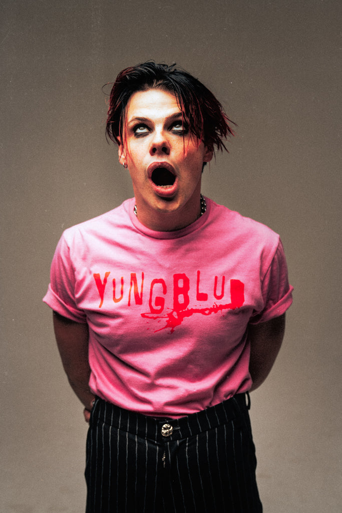 YUNGBLUD (Store Exclusive Pink T-Shirt) - YUNGBLUD - platenzaak.nl