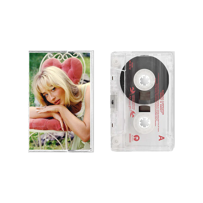 Short n' Sweet Alternate Cover Limited Edition International Cassette - Sabrina Carpenter - platenzaak.nl